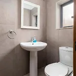 Traditional & Modern Maltese Townhouse - Rooftop Terrace And Sea Views, Close To Birgu Waterfront *