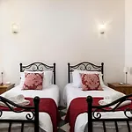 Traditional & Modern Maltese Townhouse - Rooftop Terrace And Sea Views, Close To Birgu Waterfront * Cospicua