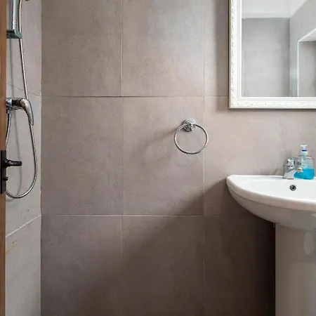 Traditional & Modern Maltese Townhouse - Rooftop Terrace And Sea Views, Close To Birgu Waterfront * Cospicua