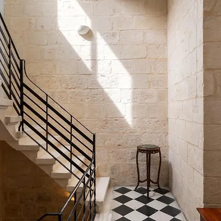 Traditional & Modern Maltese Townhouse - Rooftop Terrace And Sea Views, Close To Birgu Waterfront * Cospicua