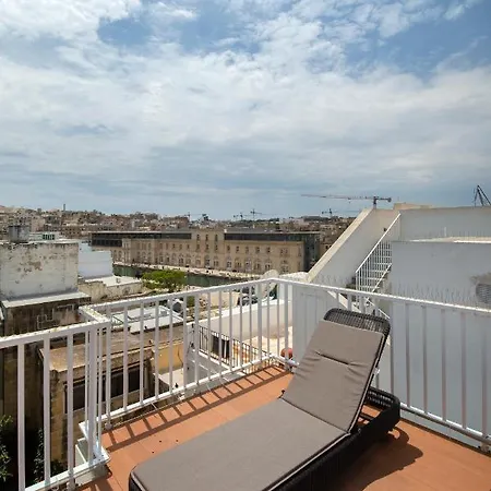 別荘 Traditional & Modern Maltese Townhouse - Rooftop Terrace And Sea Views, Close To Birgu Waterfront Cospicua