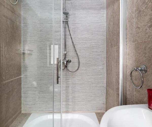 Traditional & Modern Maltese Townhouse - Rooftop Terrace And Sea Views, Close To Birgu Waterfront Сasa de vacaciones *