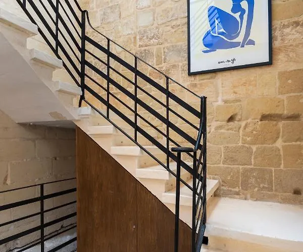 Сasa de vacaciones Traditional & Modern Maltese Townhouse - Rooftop Terrace And Sea Views, Close To Birgu Waterfront Cospicua