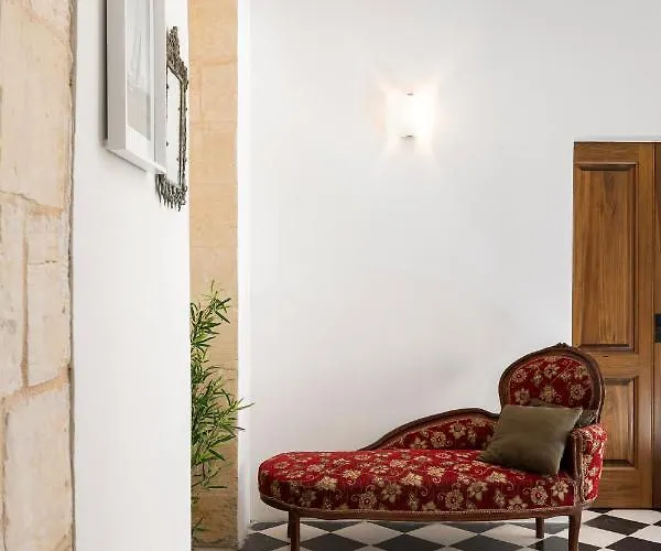 Traditional & Modern Maltese Townhouse - Rooftop Terrace And Sea Views, Close To Birgu Waterfront Cospicua