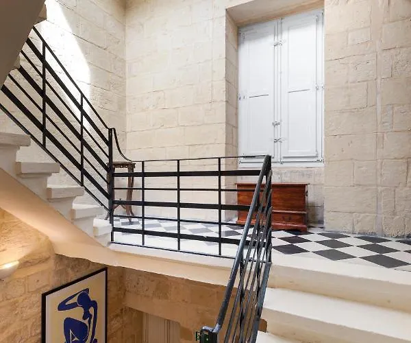 Сasa de vacaciones Traditional & Modern Maltese Townhouse - Rooftop Terrace And Sea Views, Close To Birgu Waterfront *