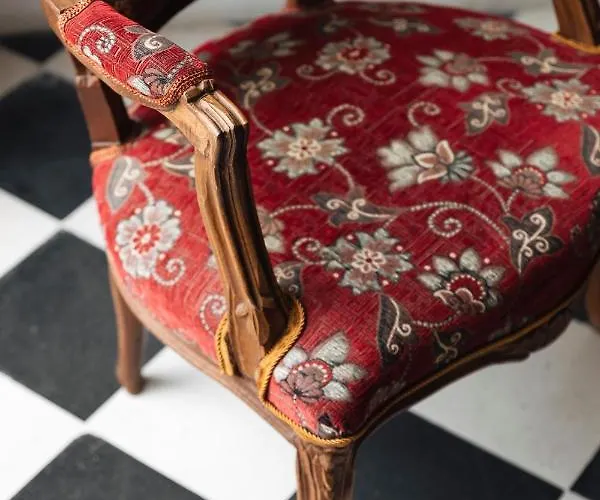 Traditional & Modern Maltese Townhouse - Rooftop Terrace And Sea Views, Close To Birgu Waterfront Cospicua