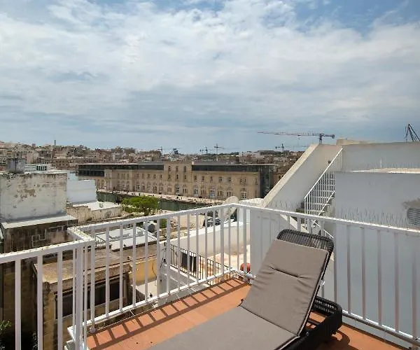 Сasa de vacaciones Traditional & Modern Maltese Townhouse - Rooftop Terrace And Sea Views, Close To Birgu Waterfront Cospicua